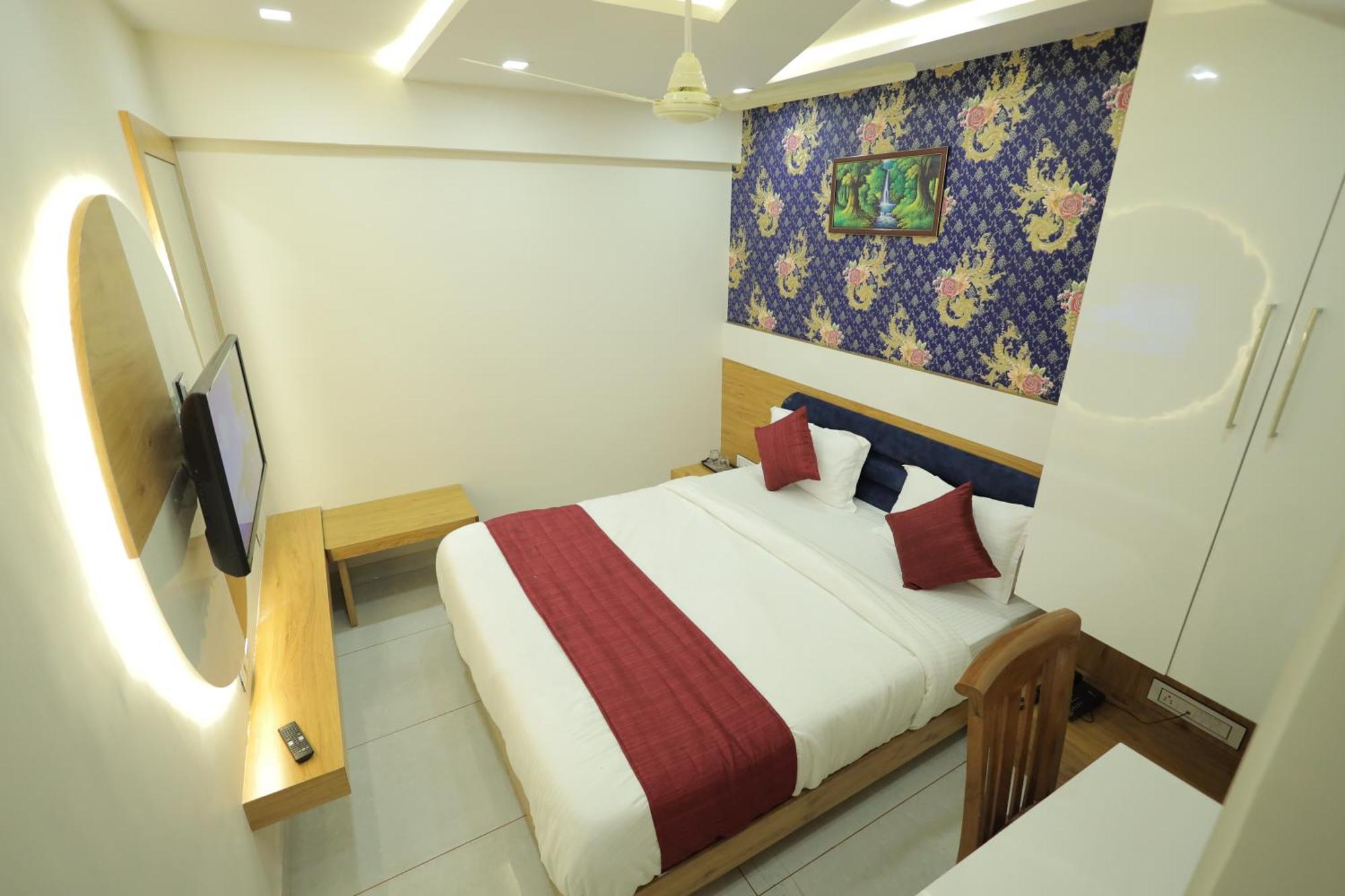 Hotel Rk Fortune Ahmedabad Ngoại thất bức ảnh